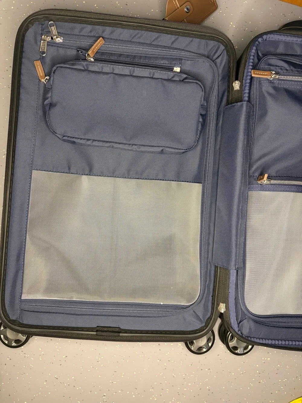 TravelPro x Travel + Leisure Carry-on Spinner Brand New w/ tags *minor imperfect